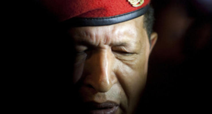 Уго Чавес. Биографическая справка