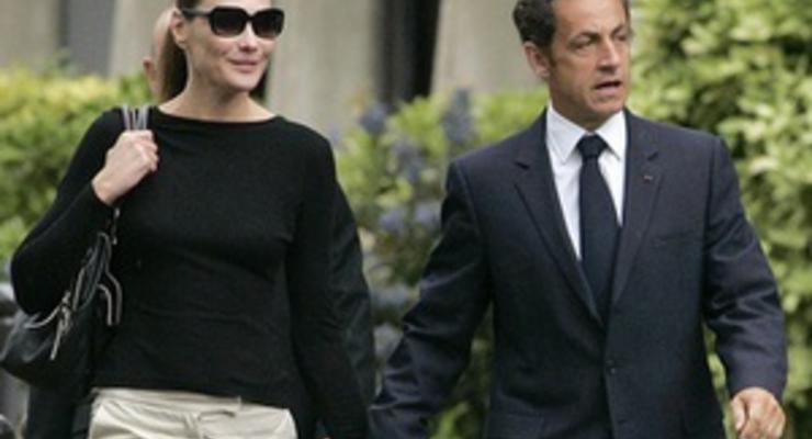 Саркози заявил, что его могут вынудить вернуться в "смертельно скучную" политику