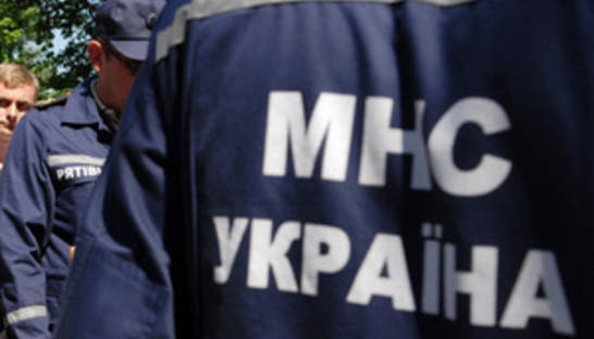 Пиротехники начали новый этап разминирования артбазы в Новобогдановке