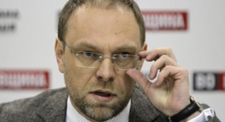 Канада выразила обеспокоенность из-за ситуации вокруг Власенко