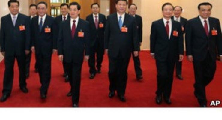 Би-би-си: Зачем китайские партийные лидеры красят волосы?