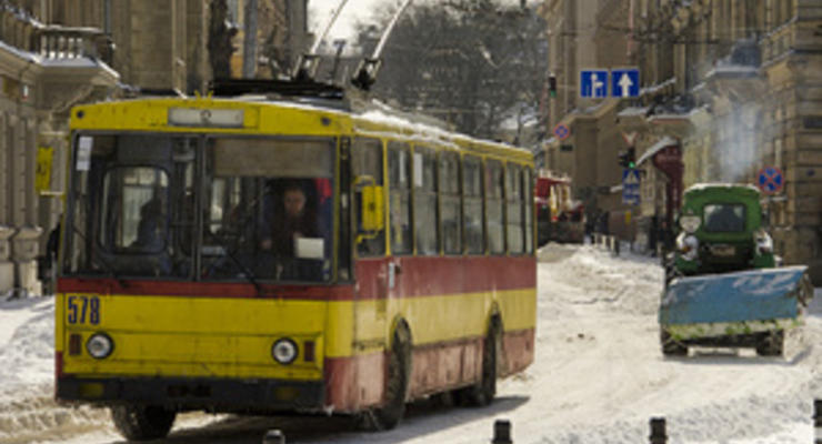 В центре Львова из-за ДТП приостановлено движение пяти трамвайных маршрутов