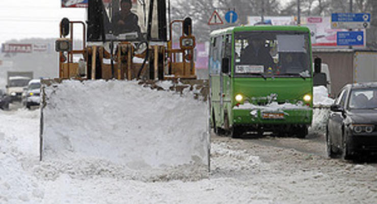 Издание уличило КГГА в использовании отфотошопленного фото ликвидации последствий снегопада в Москве
