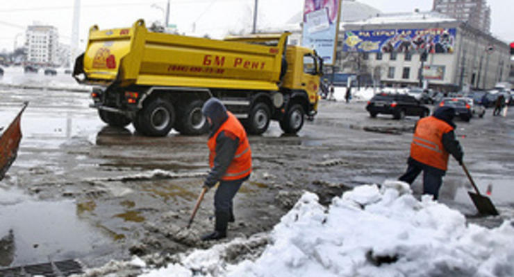 Киевские власти сообщили, что в столице расчищены более 70% водостоков