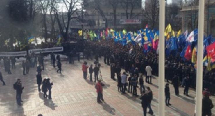 Поговорите с людьми: Кличко призвал Рыбака и Ефремова выйти к митингующим