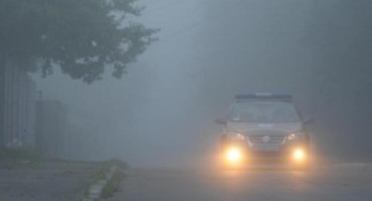 ГАИ предупреждает водителей о сложных погодных условиях 12-13 апреля