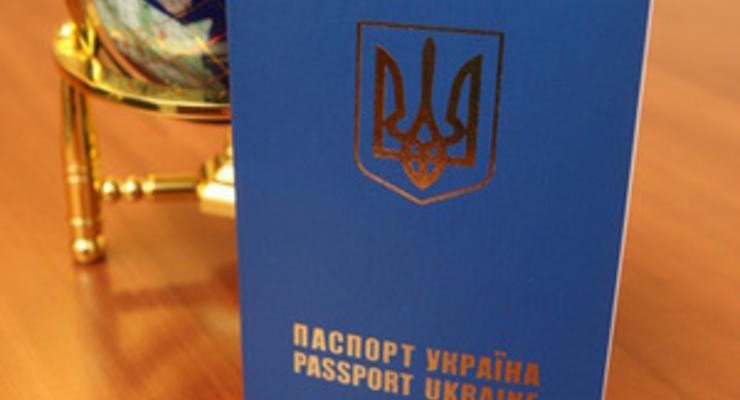 Уже в этом году Россия может запретить гражданам СНГ въезд без загранпаспорта