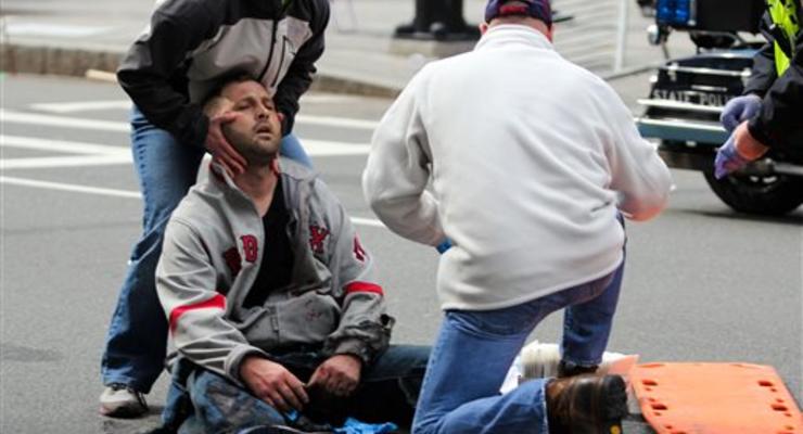 Теракт в Бостоне: первые ФОТО с места трагедии