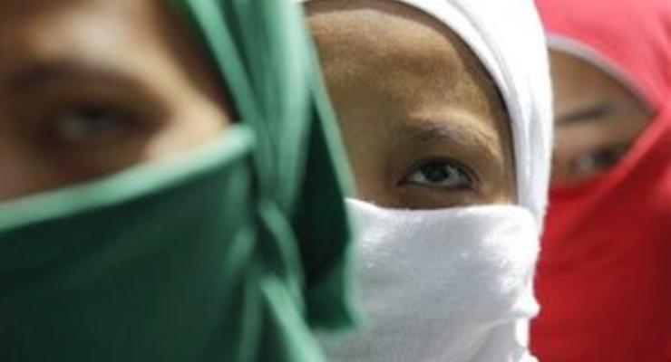 В Индонезии женщинам запретили громко пускать газы