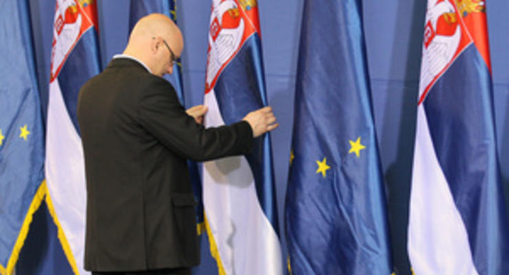 Косово и Сербия договорились о нормализации отношений, открывая сербам дверь в ЕС