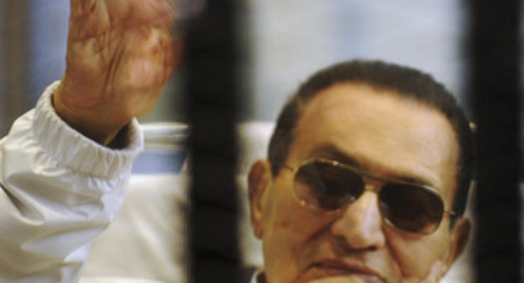 Мубарак останется в тюрьме по обвинению в присвоении $150 млн