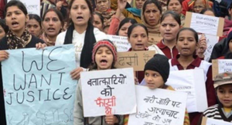 Индию всколыхнула новая волна протестов из-за насилия над пятилетней девочкой