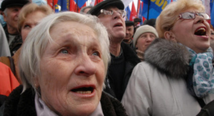Для 30% украинцев политика является важным фактором в жизни - опрос