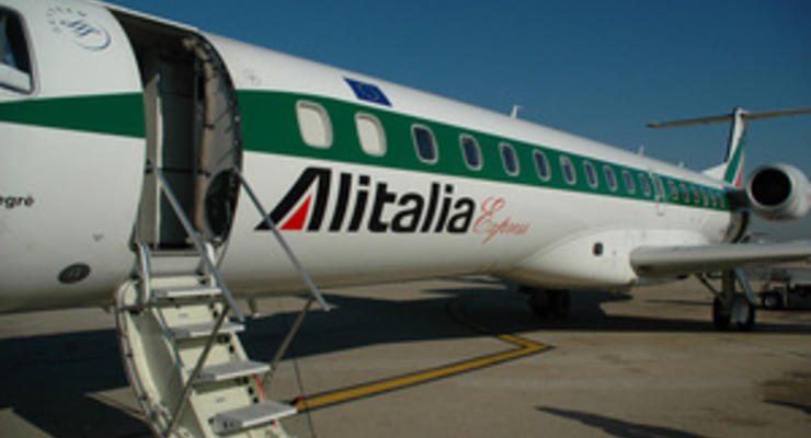 В итальянских аэропортах пассажиров грабила банда из 86 человек