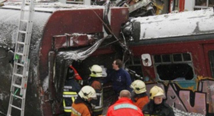 Авария поезда с химическими реактивами в Бельгии: виновен машинист