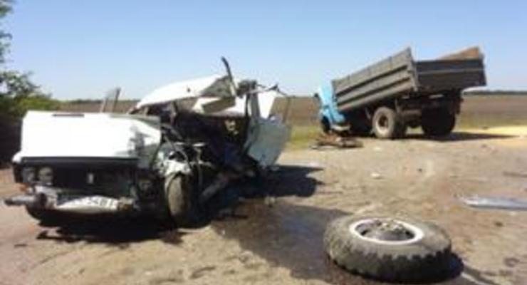 В Кировоградской области в ДТП в участием грузовика погибли мужчина и четырехмесячная девочка