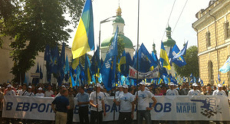 Антифашистский марш двинулся к центру Киева: ПР ожидает около 50 тысяч участников