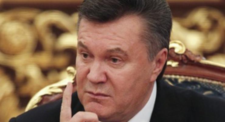 Янукович призвал украинцев почтить память жертв политических репрессий