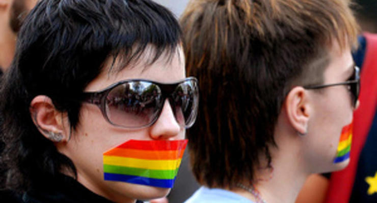 Гей-парад при участии дипломатов из Европы и США в Кишиневе длился всего несколько минут