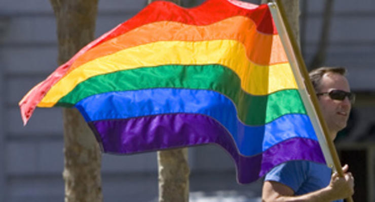 Народные депутаты требуют от Попова запретить гей-парад в Киеве