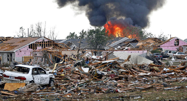 Больше 90 жертв, 230 раненых: Юг США сметен чудовищным торнадо (ФОТО, ВИДЕО)