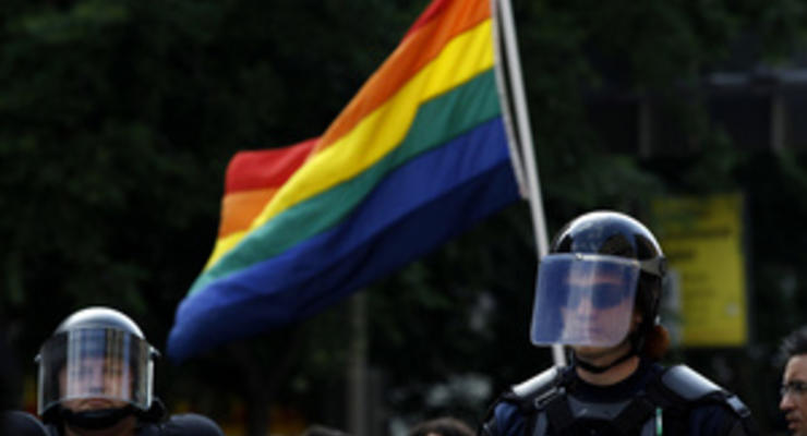 Amnesty International раскритиковала возможный запрет на проведение гей-парада в Киеве