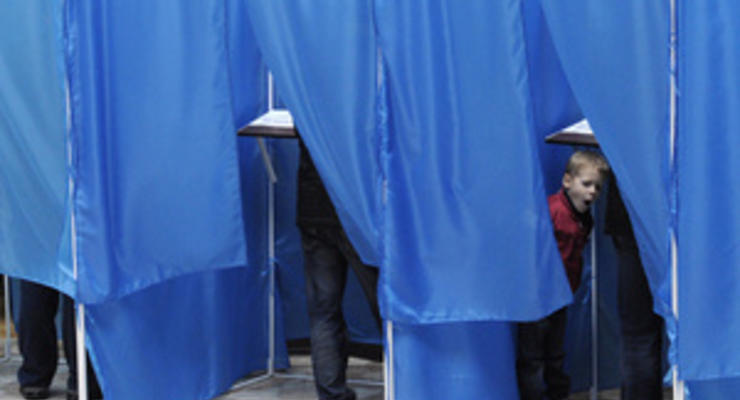 В ряде городов Украины проходят внеочередные местные выборы