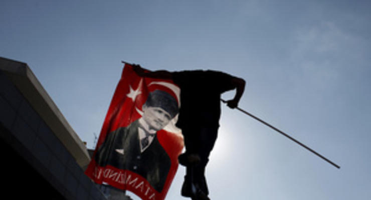Протесты в Турции: 13 человек арестованы за посты в соцсетях