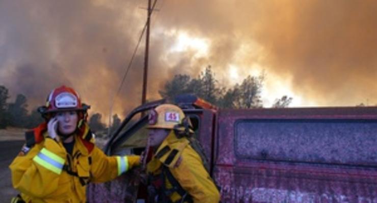 В США тысячи жителей Колорадо эвакуированы из-за природных пожаров