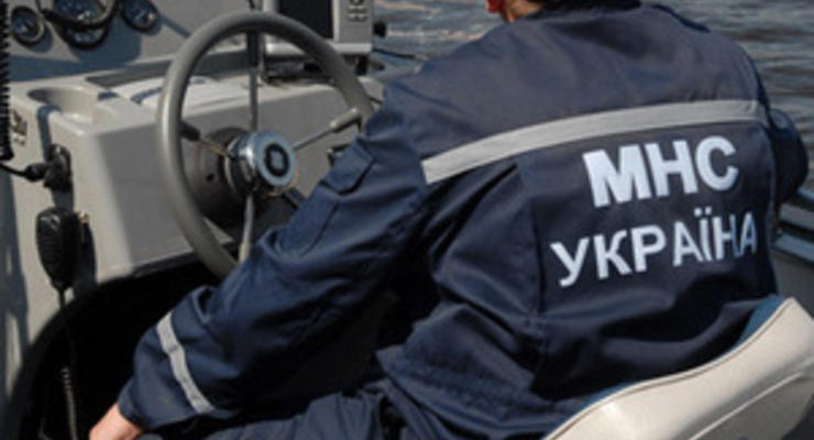 В Днепропетровске утонули две семилетние девочки, которые плавали на матрасе