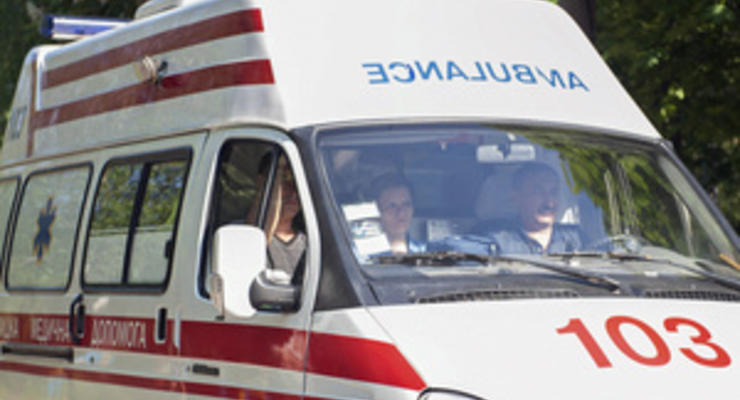 В Черниговской области водитель ВАЗа наехал на пешеходов, 11 человек госпитализированы