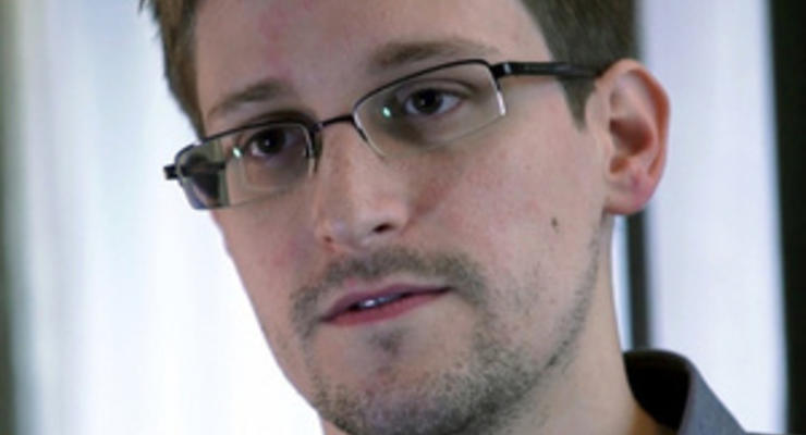 Российская полиция может задержать Сноудена для выяснения обстоятельств его прилета в Москву - источник