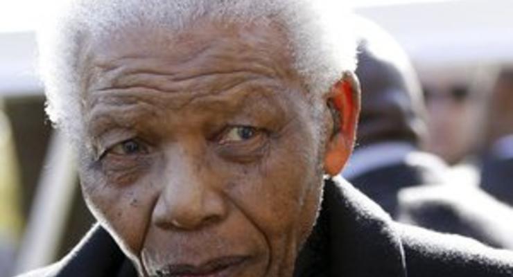Нельсон Мандела при смерти - Синьхуа