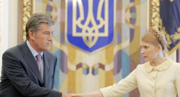 Ющенко приветствует идею Тимошенко о круглом столе, но "в чудо не верит"