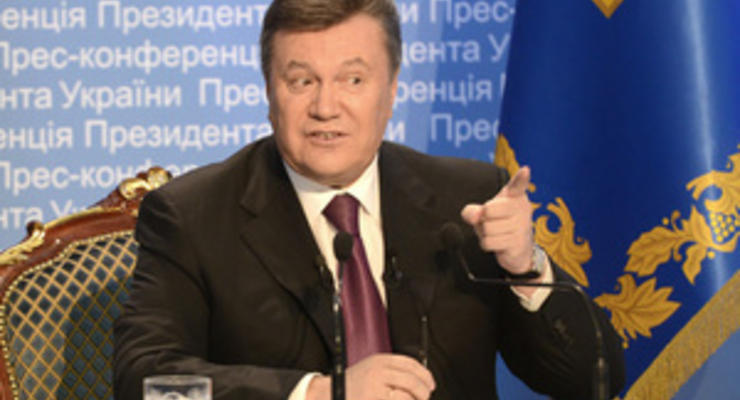 Янукович требует показательного наказания виновных в преступлении во Врадиевке