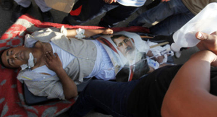 В столкновениях в Каире погибло уже более 70 человек, около тысячи раненых