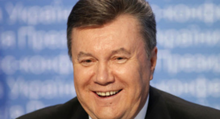 Газеты выяснили, чем угощали прибывших на день рождения Януковича гостей