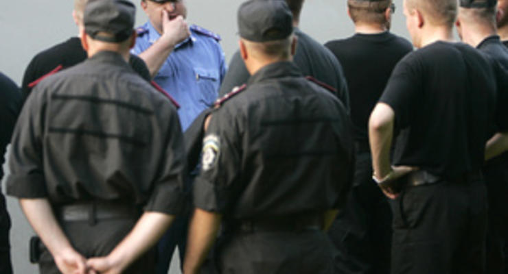 В Черновицкой области милиционеры избили 19-летнего юношу, добиваясь признания - свидетели