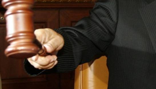 Право выбора: оппозиция предлагает разрешить украинцам выбирать местных судей и прокуроров