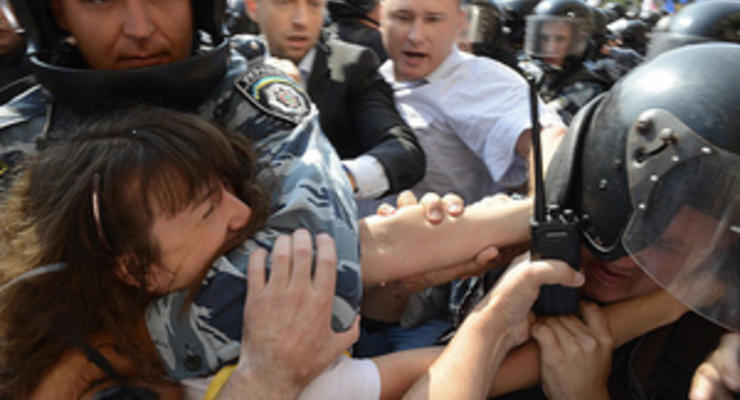 Батьківщина: Попов довел Киев до коллапса и хочет избежать ответственности