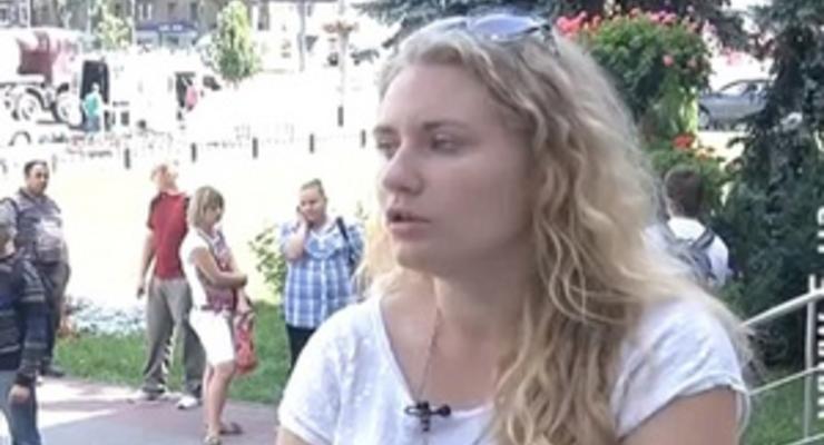 Активистка КУПР, обвиняющая милиционера в избиении, не дает показаний - Святошинское РОВД