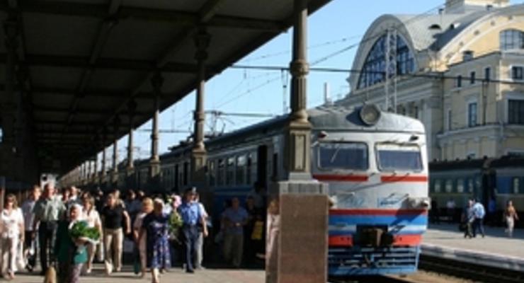 Во Львове сообщили о минировании вокзала. Специалисты ищут взрывное устройство