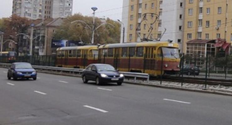 В Киеве загорелся трамвай с пассажирами