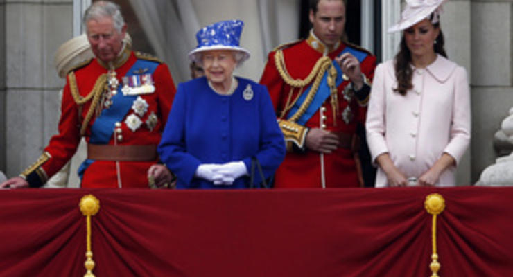 Королева Британии отреагировала на сообщение о рождении правнука