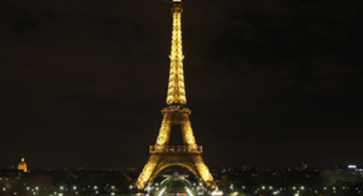 Во Франции полиция изъяла 60 тонн китайских Эйфелевых башен