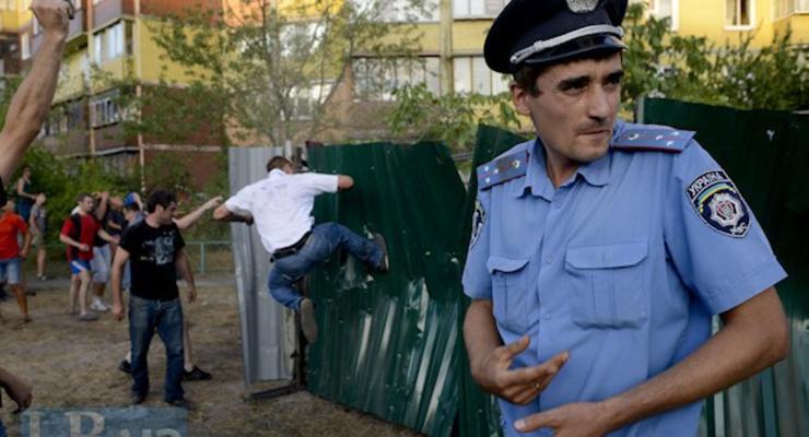 Штурм стройки на Троещине: охранники избивали активистов (ФОТО, ВИДЕО)