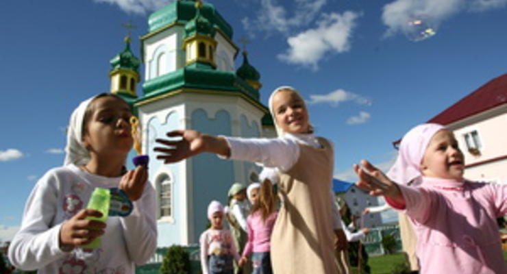 США лидируют по количеству усыновленных из Украины детей - МИД