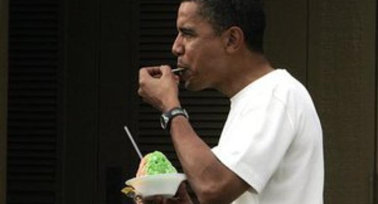 Обама вернулся из отдыха на острове Мартас-Винъярд