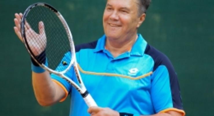Любит играть рваным ритмом: коллеги Президента рассказали о Януковиче-теннисисте