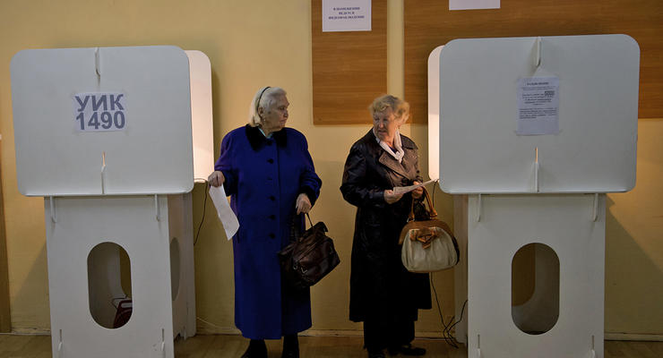 Выборы мэра Москвы: Собянин празднует победу, Навальный зовет на улицы